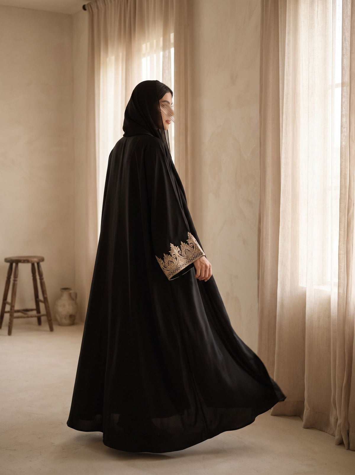 Abaya Signature — Classy