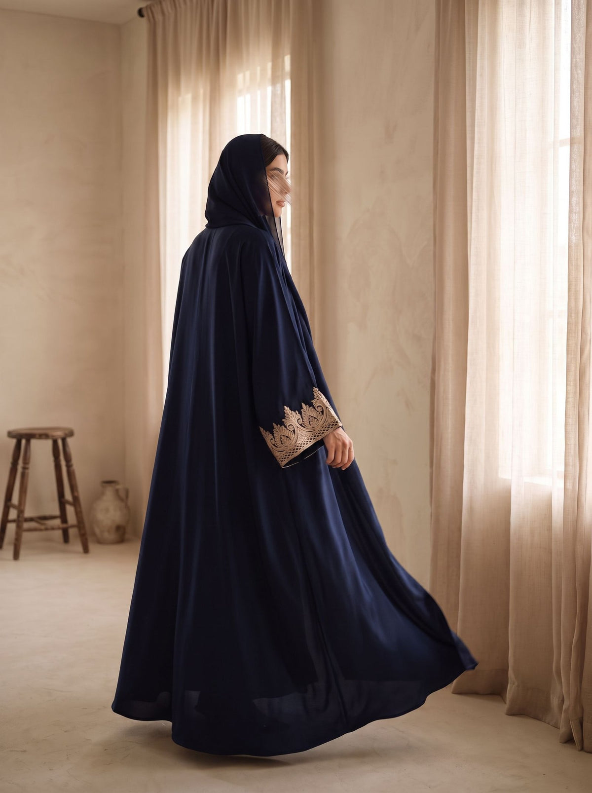 abaya-signature-classy Nachtblau
